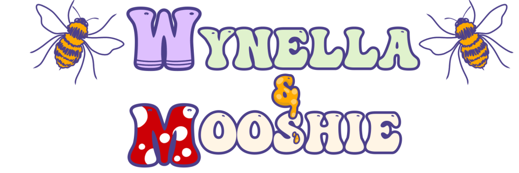 Wynella & Mooshie Logo